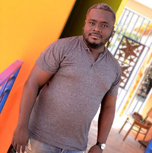 Meet your Posher, Jean max metvilla